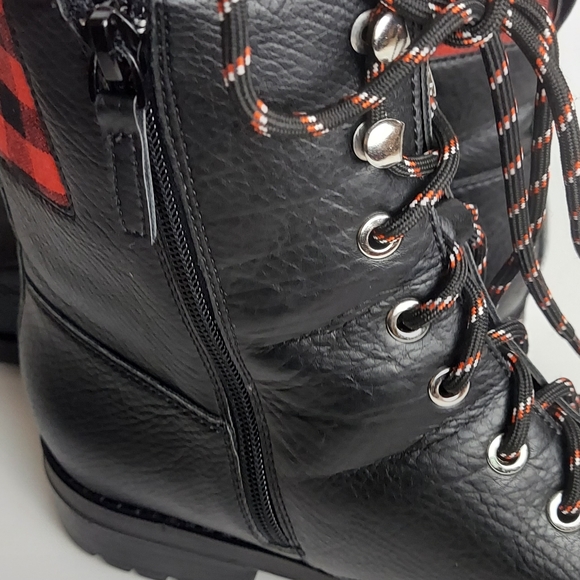 Women's Violet & Red boots - Picture 3 of 11